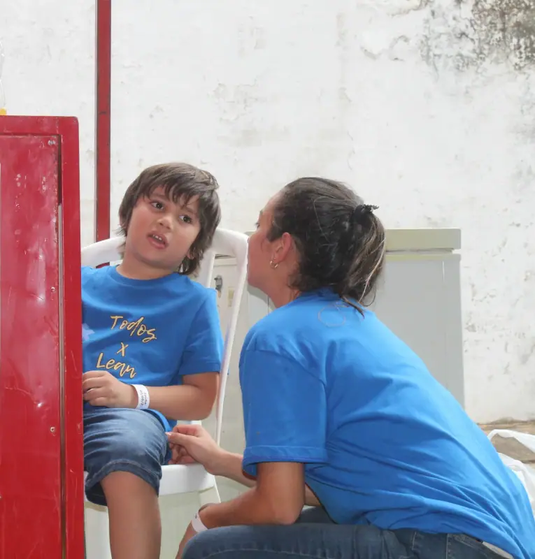 Momento de DIVERtite picoTEAndo (1ª edición) de la Fundación ATYPICAL Py