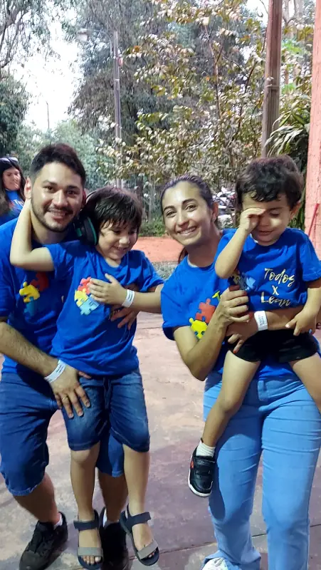 Momento de DIVERtite picoTEAndo (1ª edición) de la Fundación ATYPICAL Py